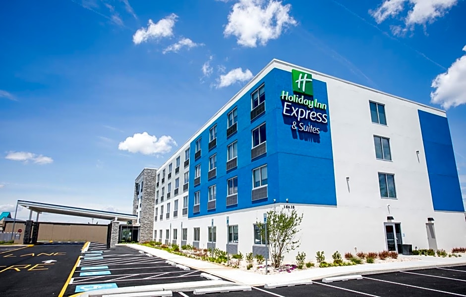 Holiday Inn Express and Suites Rehoboth Beach