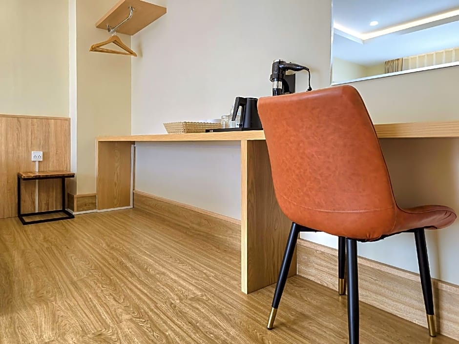 Douangchan Plaza Hotel