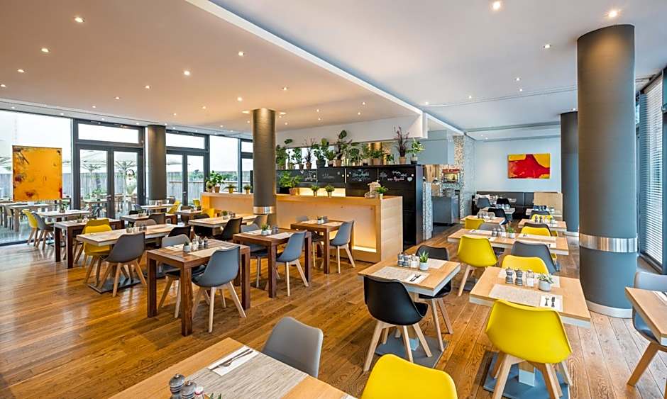 Lindner Hotel Berlin Ku'damm, part of JdV by Hyatt