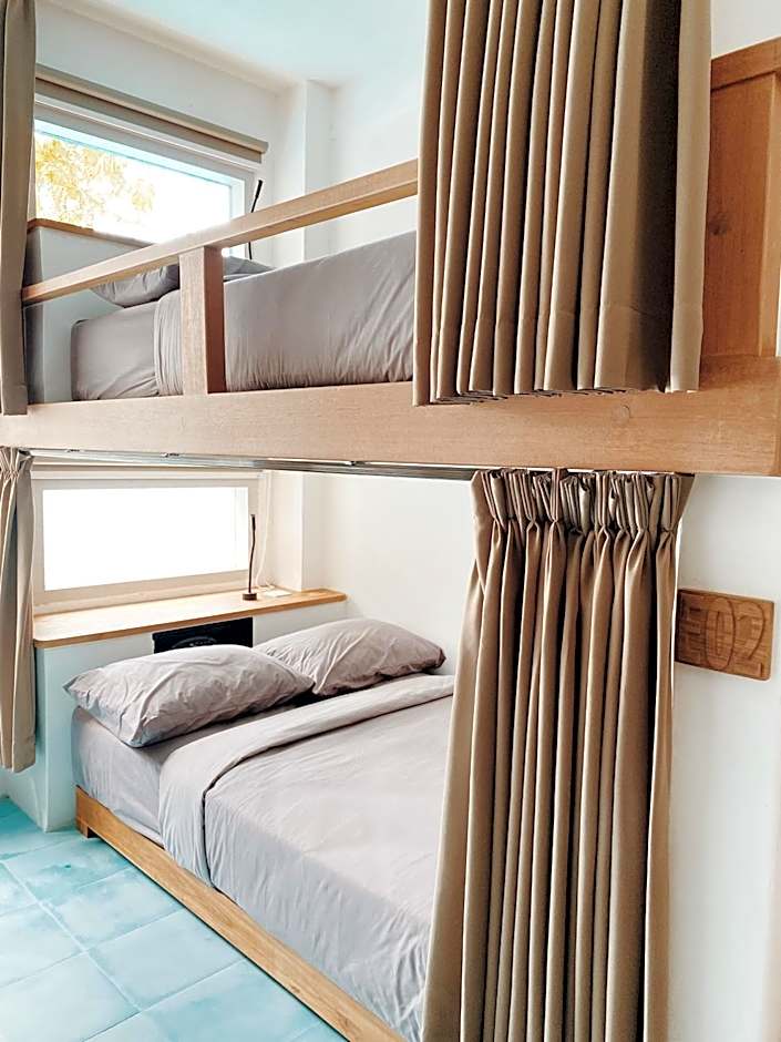 Kos One Hostel