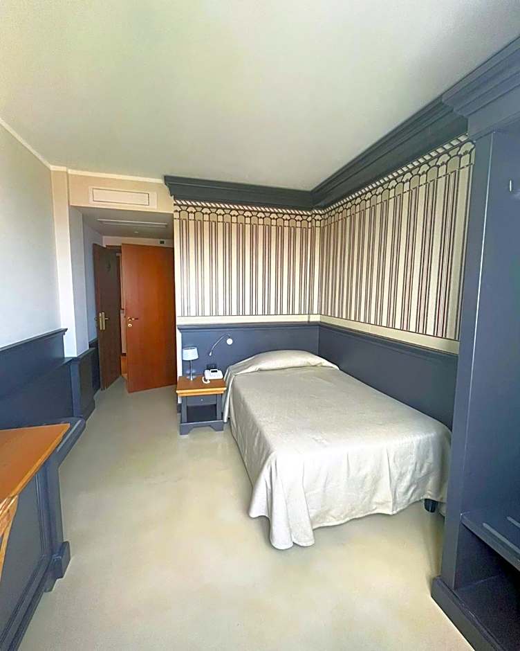 MH HOTEL VARAZZE