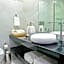 TRYP by Wyndham Santa Cruz