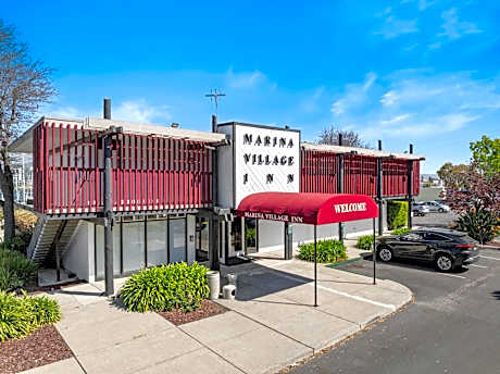 Marina Village Inn