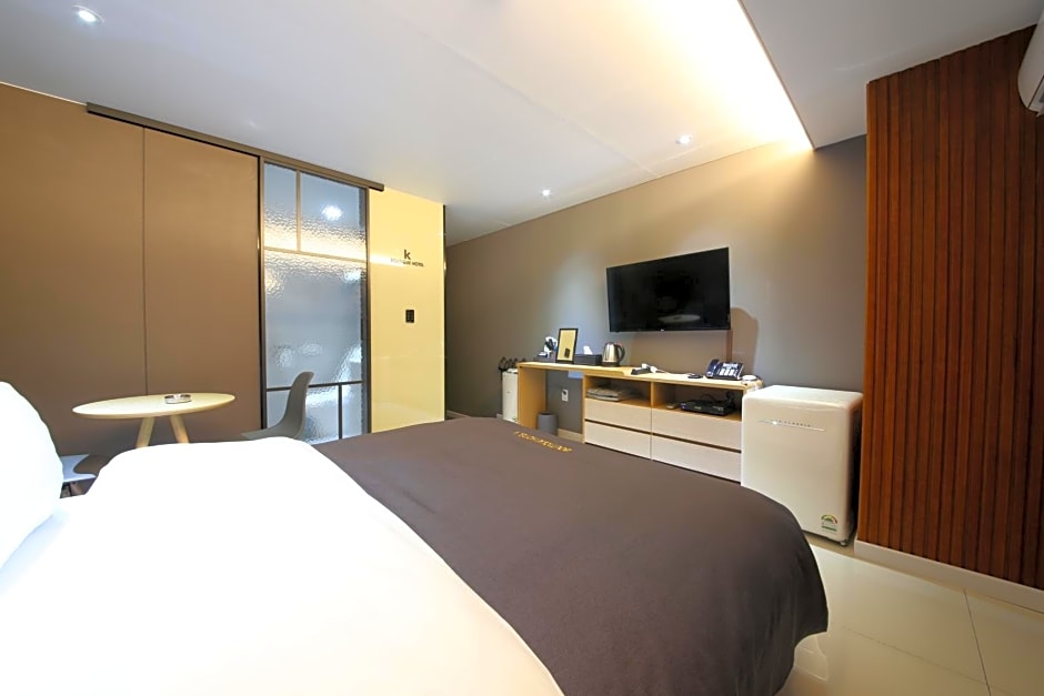 Hotel K