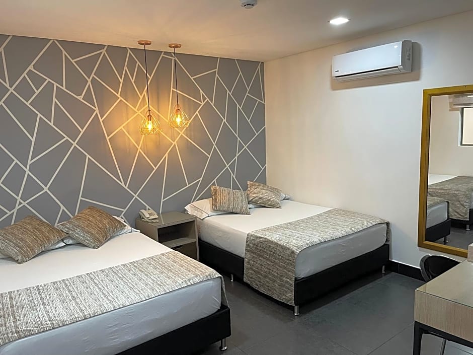 Hotel Merlott Lleras