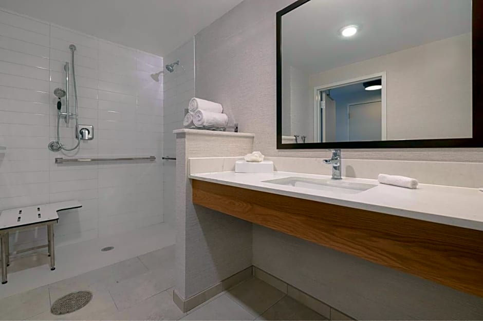 Fairfield by Marriott Inn & Suites Denver Airport at Gateway Park