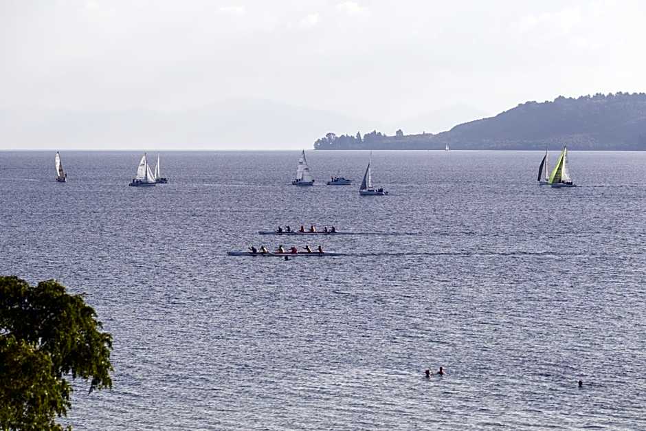 Lakefront Lodge Taupo