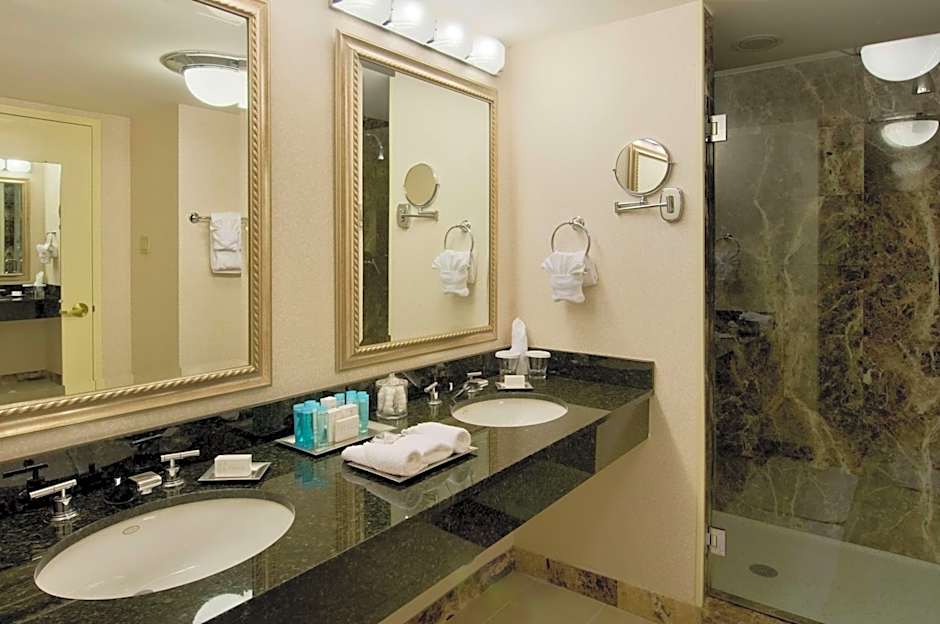 Hilton Newark Airport
