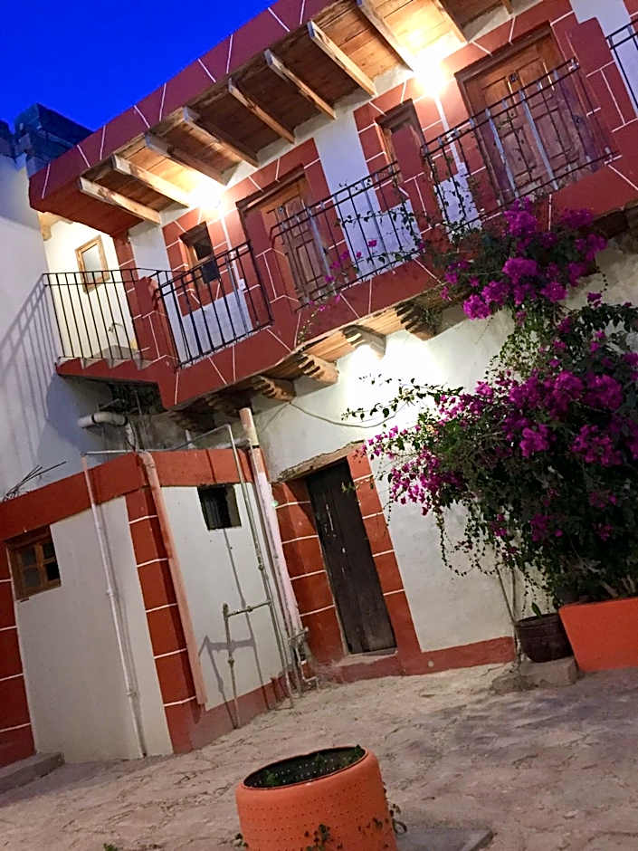 Hotel Hacienda Encantada