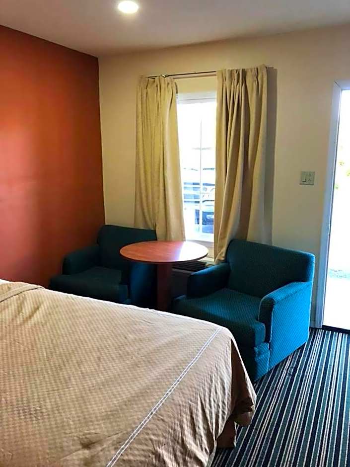 Scottish Inn and Suites Perry