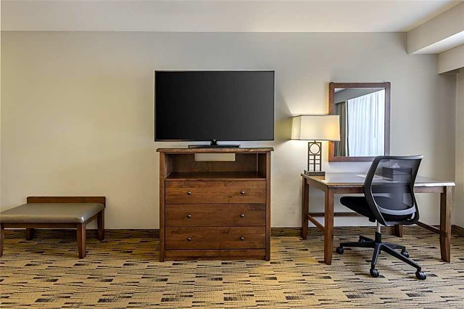 Best Western Plus Columbia River Inn