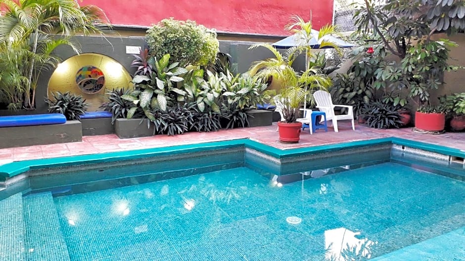 Solimar Inn Suites
