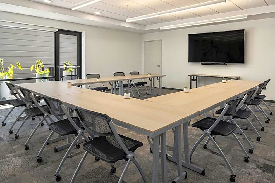 Element Minneapolis Downtown North Loop