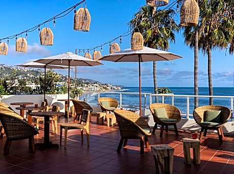 Casa Loma Beach Hotel