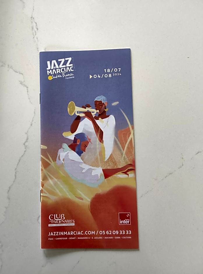 Du Côté de Chez Paule, chambre avec entrée indépendante et salle d'eau privative