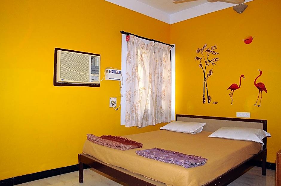 Red Carpet Residence - A Apartmental Guest House