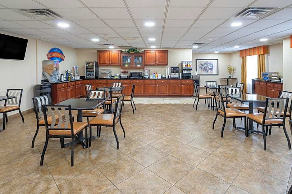 Baymont by Wyndham Savannah South