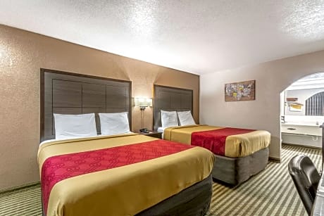 Queen Room with Two Queen Beds - Non-Smoking