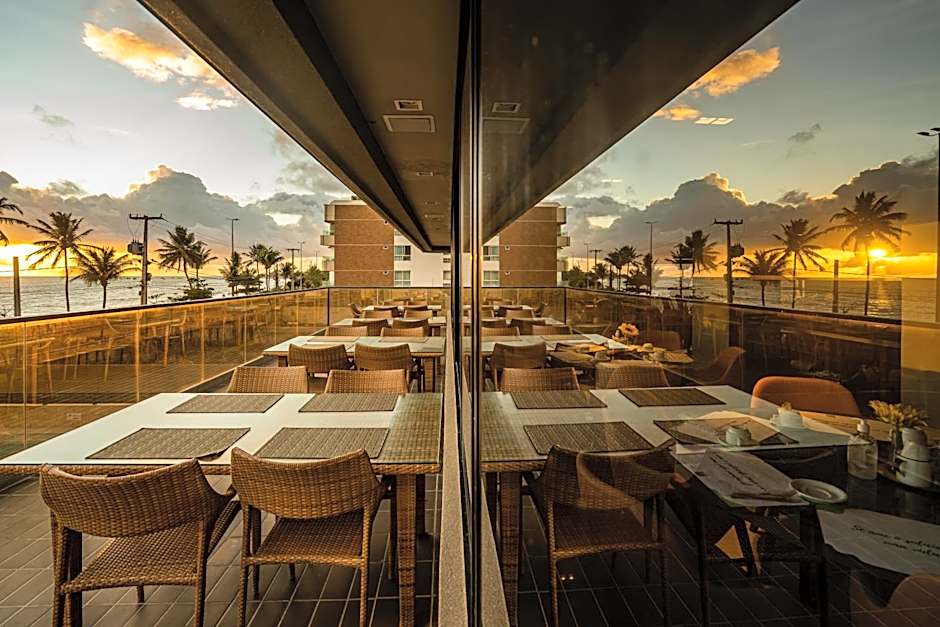 Hardman Praia Hotel