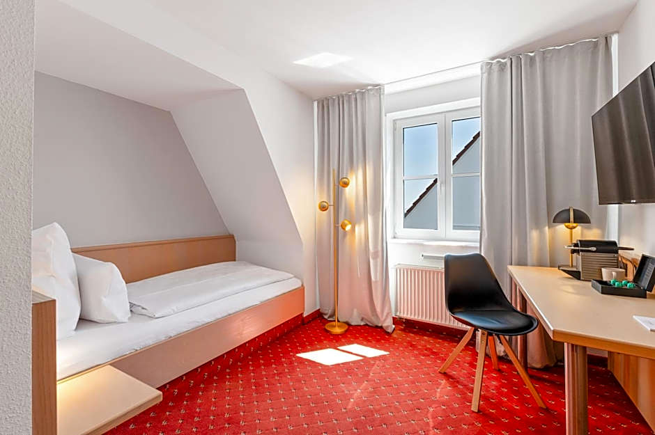 Steiners Hotel Airport-Messe in Birkach