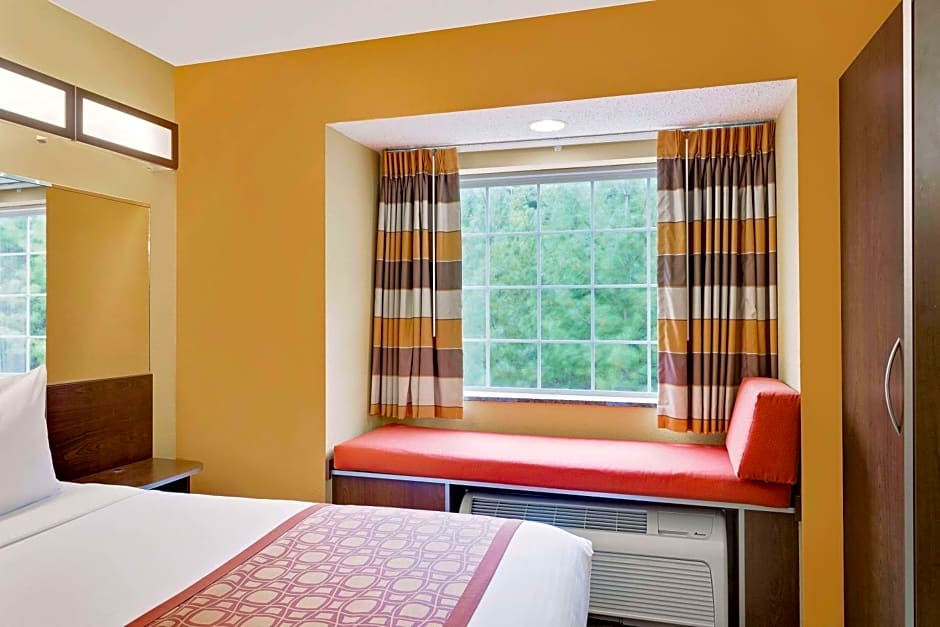 Microtel Inn & Suites By Wyndham Princeton