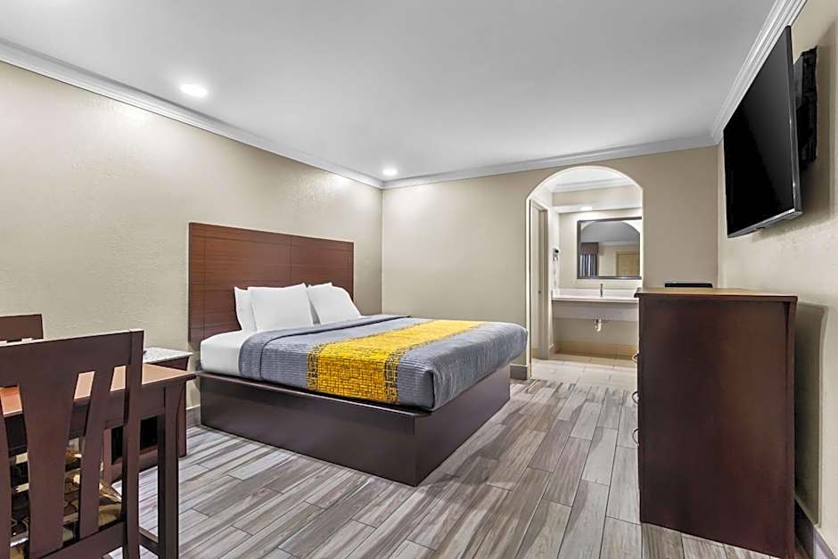 Americas Best Value Inn Houston Heights at I-45