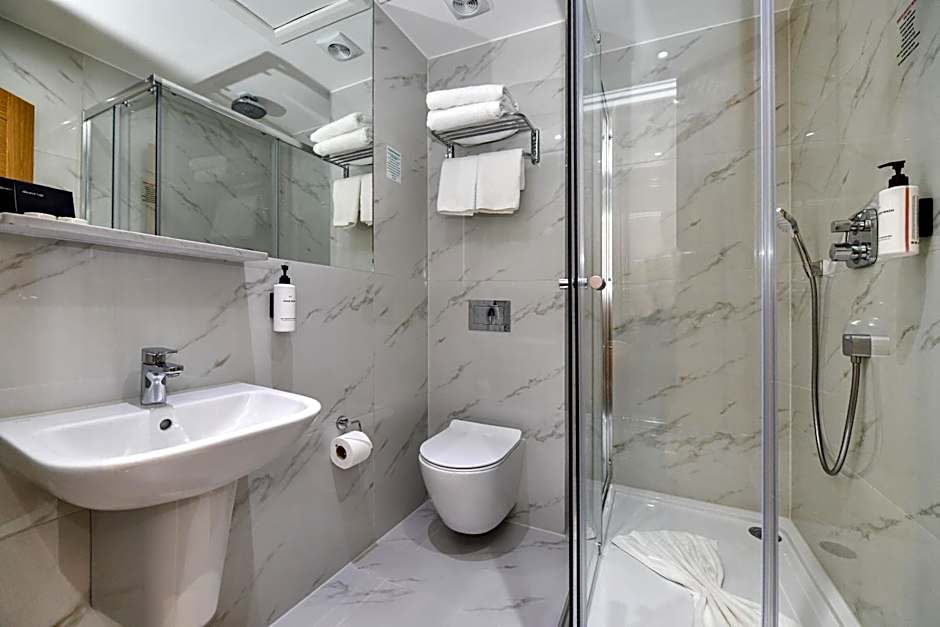 Queens Park Premier London Hyde Park