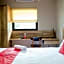 RedDoorz near Trans Studio Mall Cibubur 3