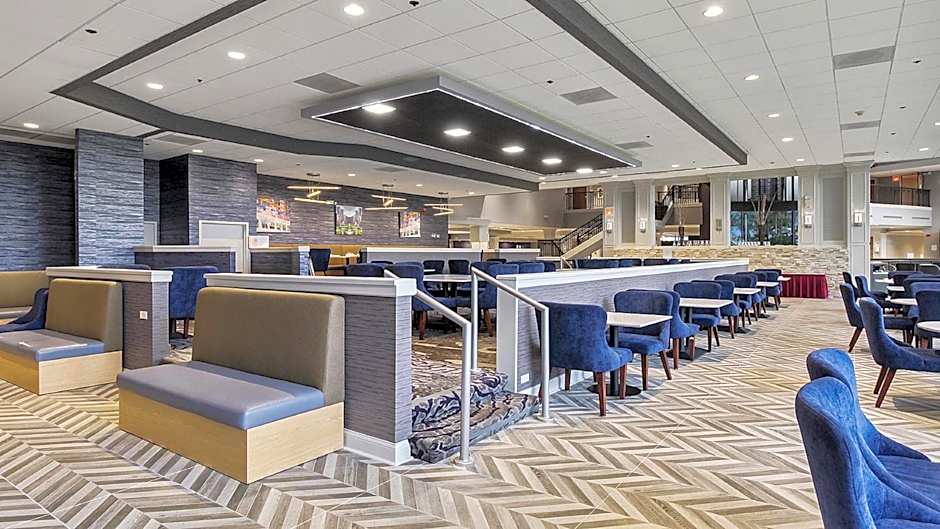 Holiday Inn Chicago Northwest/Crystal Lake/Convention Center By IHG
