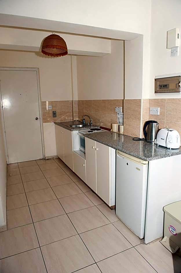 Mariela Hotel Apartments