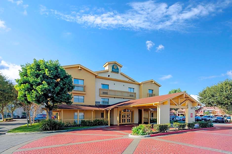 La Quinta Inn & Suites by Wyndham Irvine Spectrum