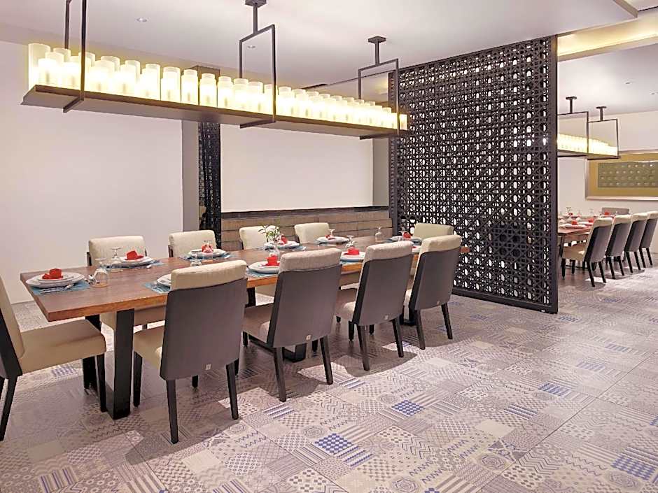 Grand Mercure Bali Seminyak