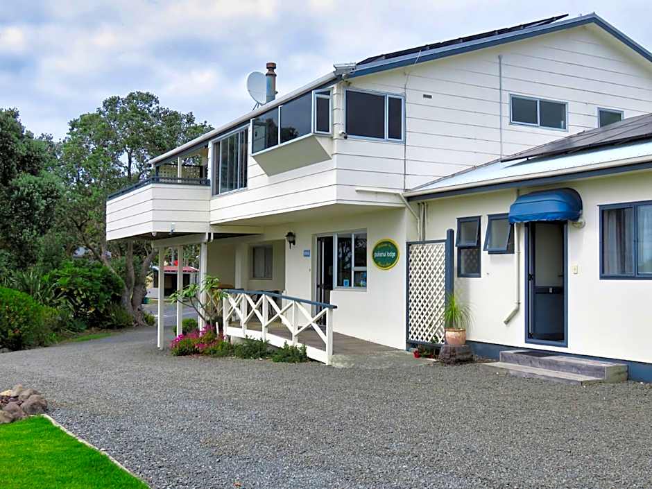 Pukenui Lodge Motel
