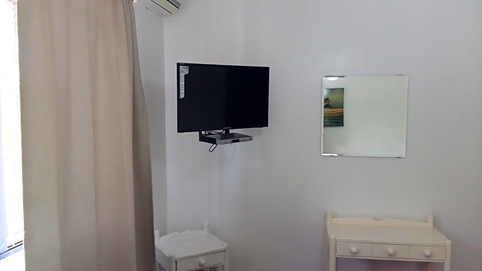 Photo 1 of 5 of Standard 2 Twin Beds