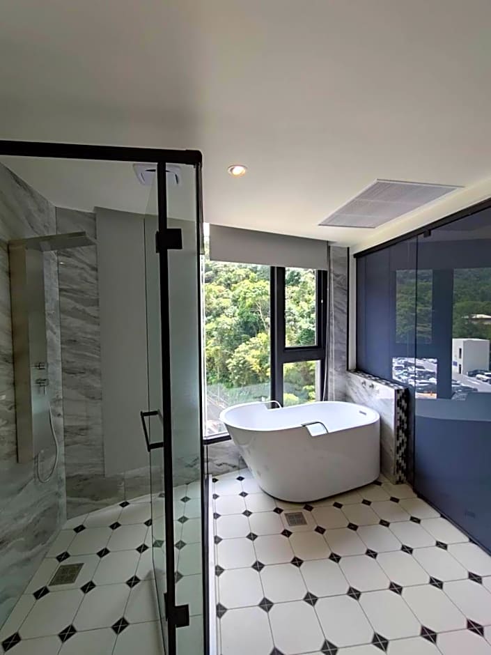 Shuian Lakeside Hotel II