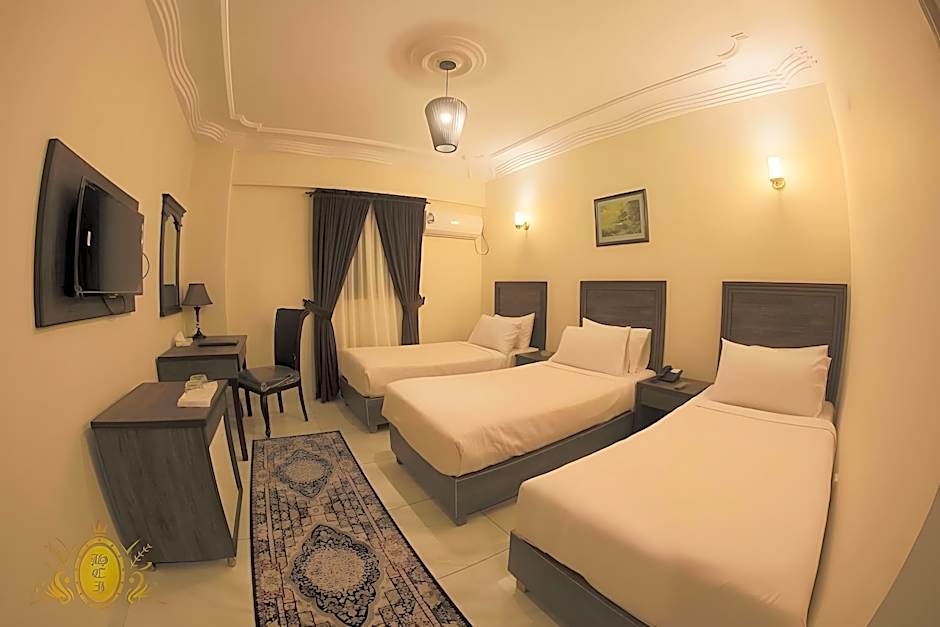 Hotel Crown Inn