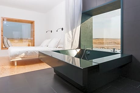 Suite with Countryside View