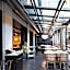Gallery Hotel