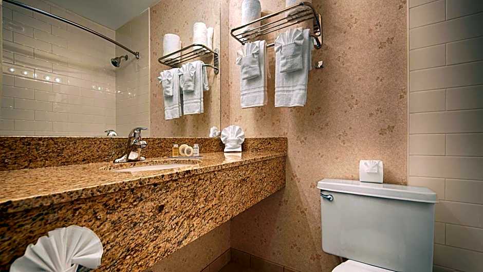 Lamplighter Inn & Suites at SDSU