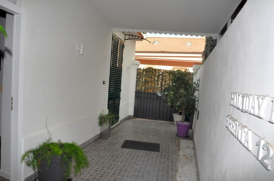 Brenta 12