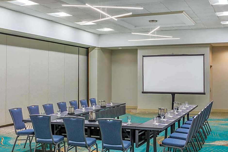 DoubleTree By Hilton Hotel Boston/Westborough