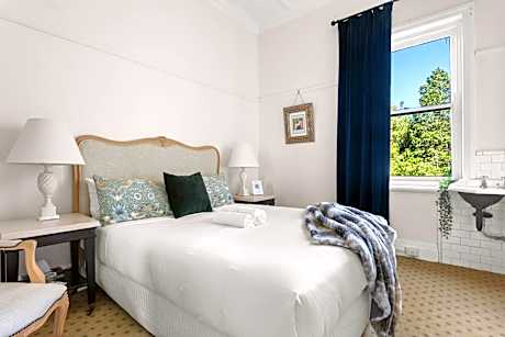 Standard Double Room with Shared Bathroom