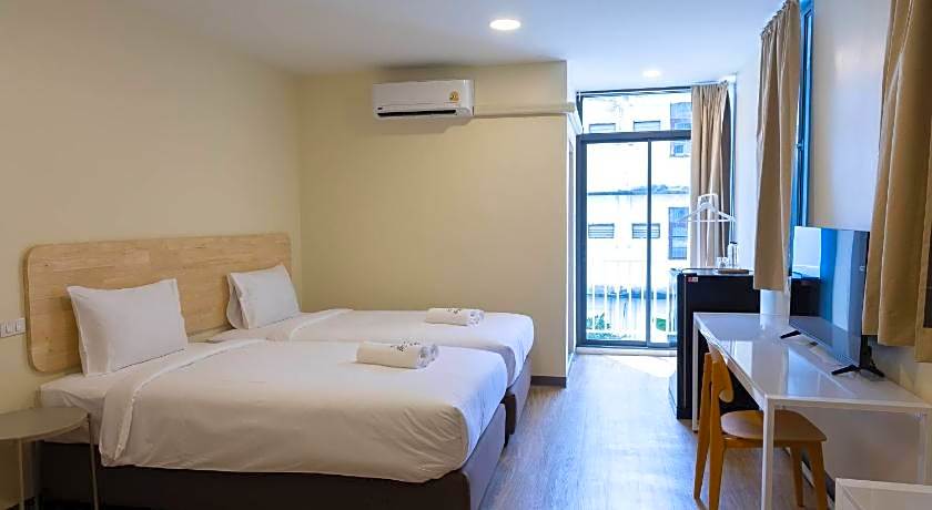Fine Bed Hotel