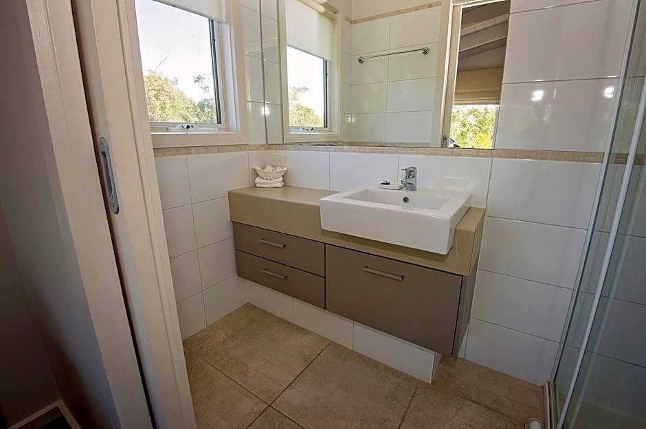 The Lakes Beachfront Holiday Park