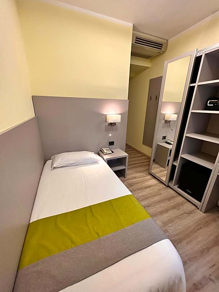 Hotel Aurora
