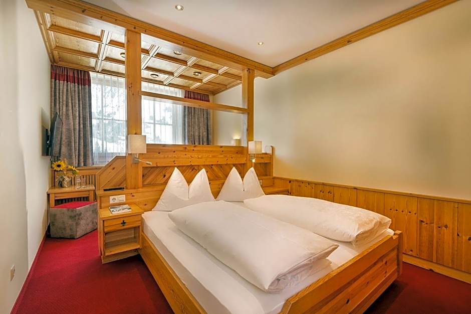 Hotel Garni Haus Tyrol