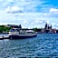Hotelboat Iris