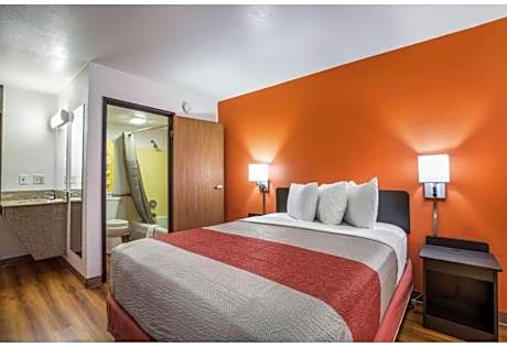 Double Room - Non-Smoking