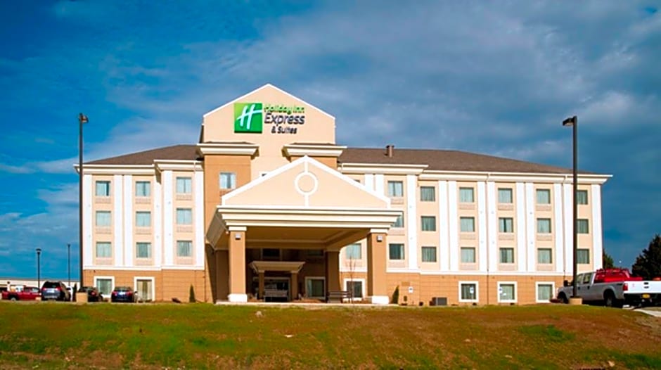 Holiday Inn Express & Suites Morrilton, an IHG Hotel