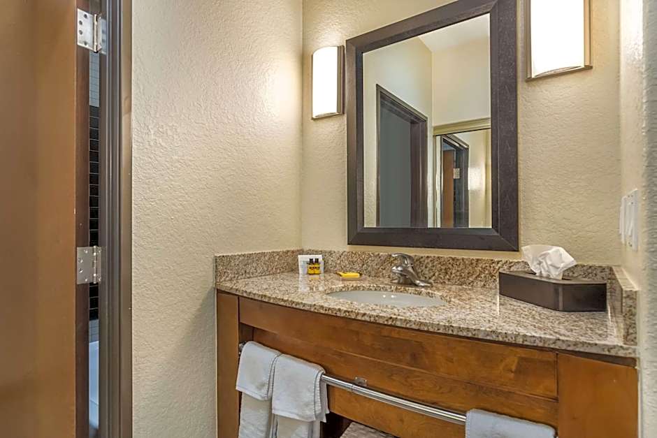 Best Western Plus Lackland Hotel & Suites